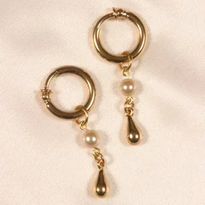3 in 1 White Pearl and Gold Non-Piercing Labia Rings in a Gift Box