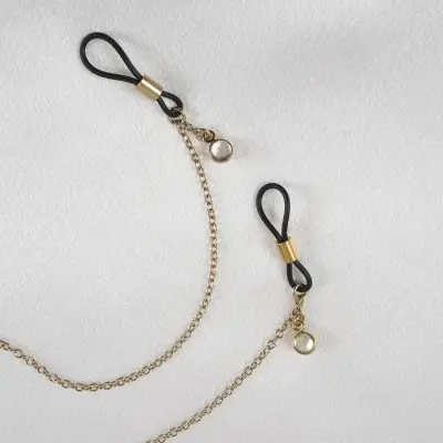 A Budding Grove - Gold Rose Pendant Breast Chain