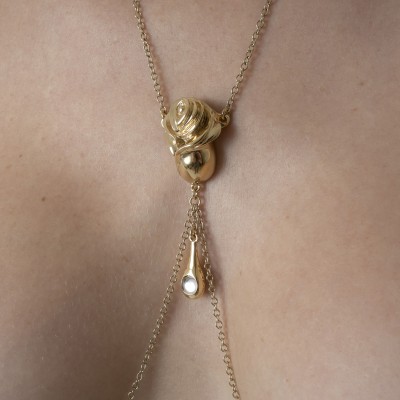 A Budding Grove - Chaîne de poitrine avec pendentif en or rose