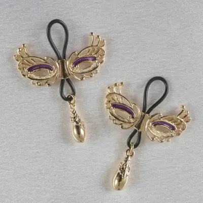 Floating Between Heaven and Earth - Women's Non-Piercing Love Masks of Venice Nipple Rings in Gold