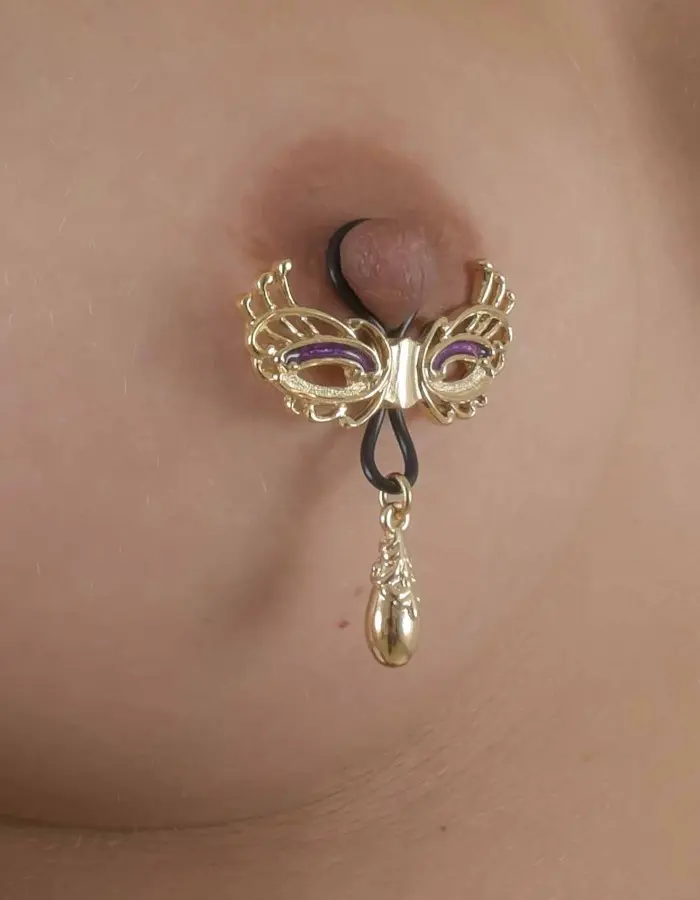 Floating Between Heaven and Earth - Women's Non-Piercing Love Masks of Venice Nipple Rings in Gold