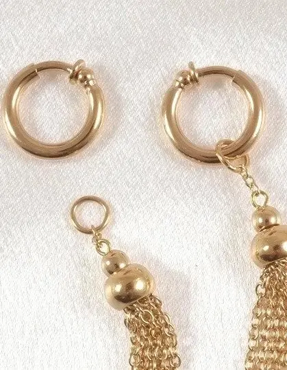 Aeterna - Gold Tassel Non-Piercing Labia Rings