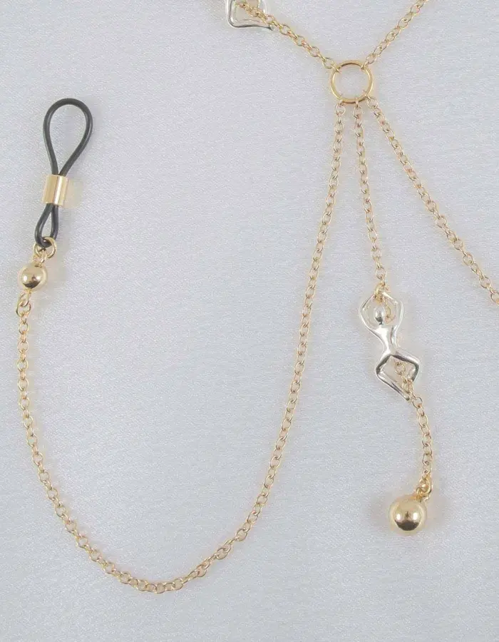 Ainsel - Breast Chain Non-Piercing Nipple Rings in Gold