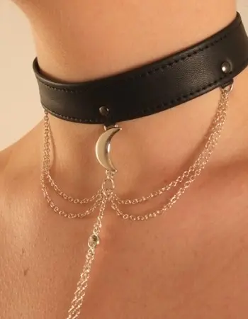 Ankhesenamun - Silver Moon Nipple Jewelry & Breast Chain