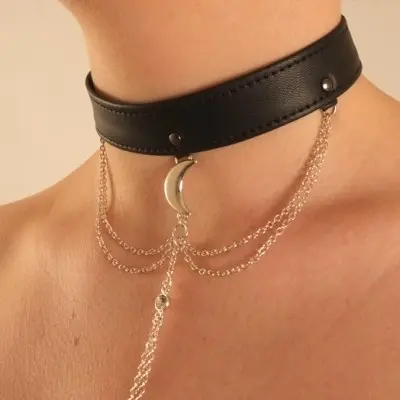 Ankhesenamun - Silver Moon Nipple Jewelry & Breast Chain