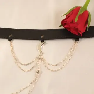Ankhesenamun - Silver Moon Nipple Jewelry & Breast Chain