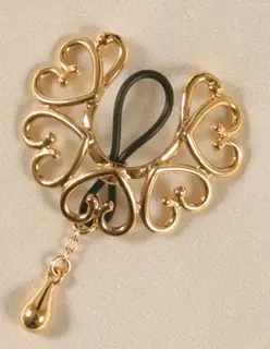 Aranyani - Non-Piercing Gold Wreath Nipple Rings With Pendant