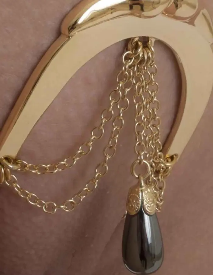 Banga - Women's Lady Luck G-String with Hematite Pendant in Gold