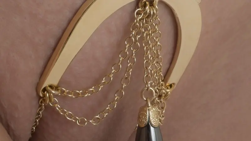 How to Clean and Care for 24 Carat Gold-Plated Erotic Jewelry: A Comprehensive Guide