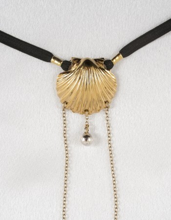 Birth of Venus - Labia G-String Jewelry with Clit Pearl