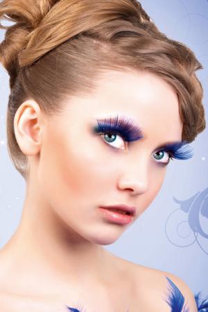 Blue Glitter Eyelashes