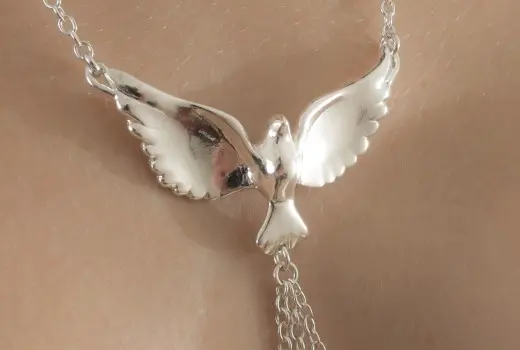 BodyBody.com Adds Outrageous crystal Bracelets to Its 2014 Sexy Jewelry Collection