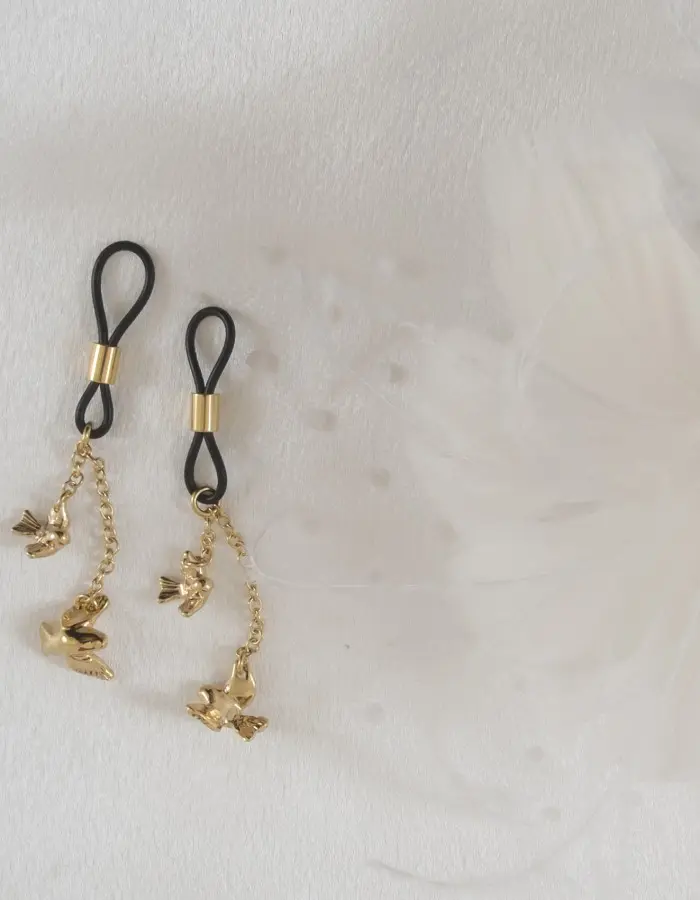 Break It Off - Women's Non-Piercing Gold Nipple Rings with Bird Pendants