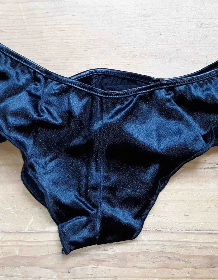 Burning Love - Satin Ruffle Panties