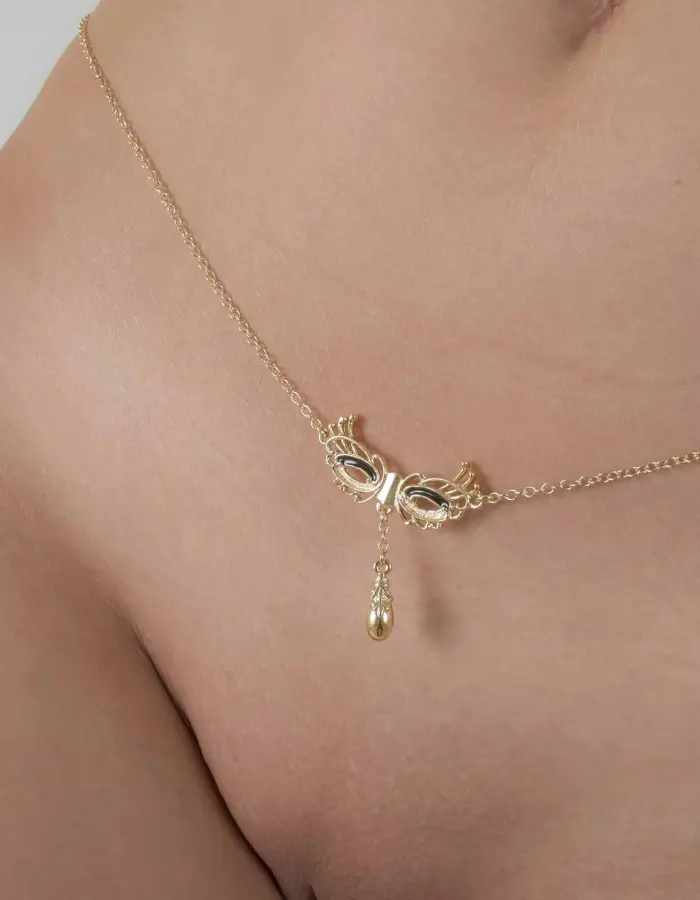 A Dreamed of City - Gold Venetian Love Mask Waist Chain
