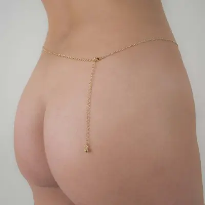 A Dreamed of City - Gold Venetian Love Mask Waist Chain