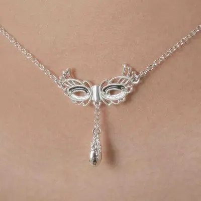 The Knot of Love - Silver Venetian Love Mask Waist Chain