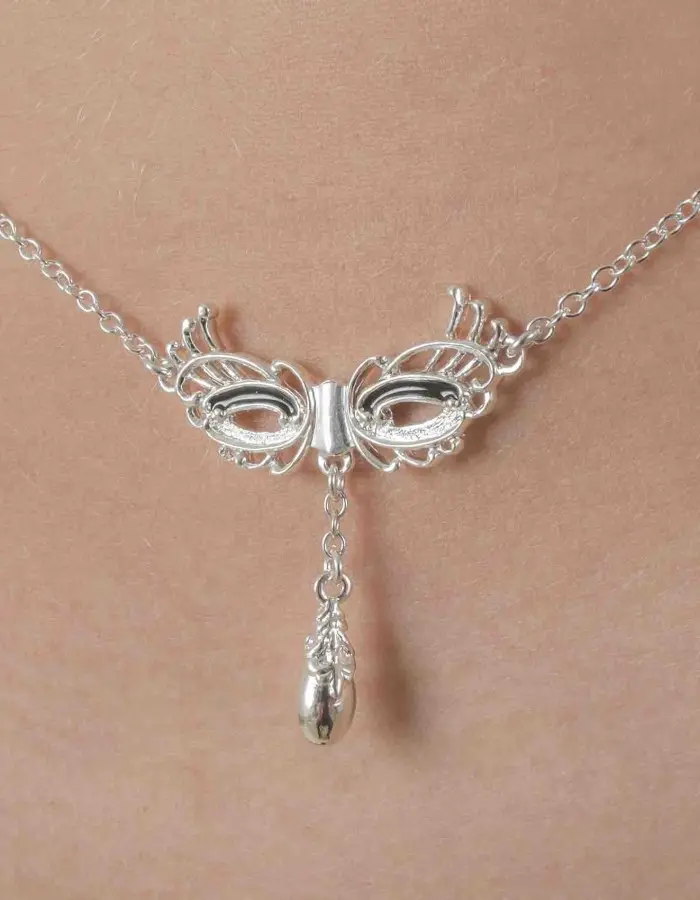 The Knot of Love - Silver Venetian Love Mask Waist Chain