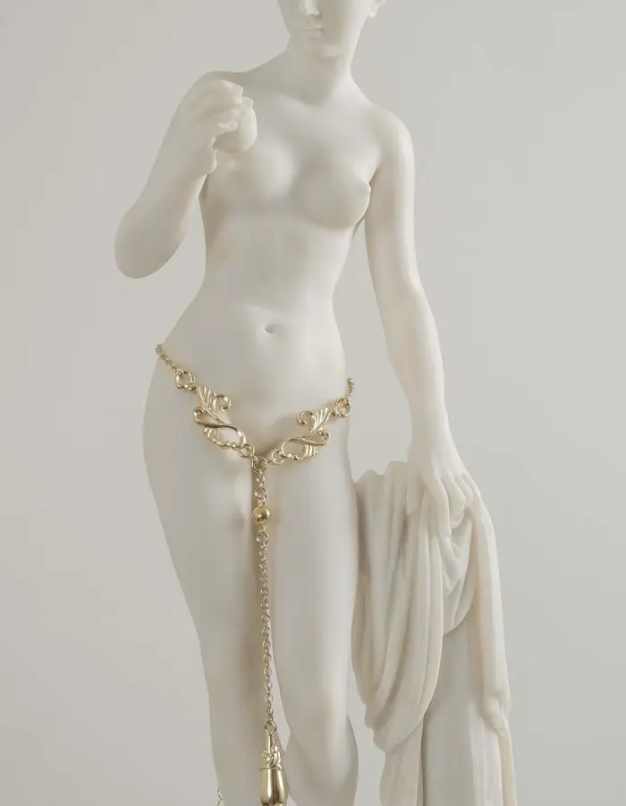 Human Behaviour - Gold Ornate Teardrop Pendant Waist Chain