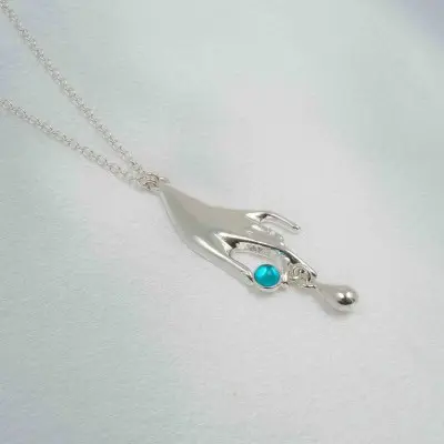 Chakras Reiki - Silver Waist Chain and Gracious Pendant