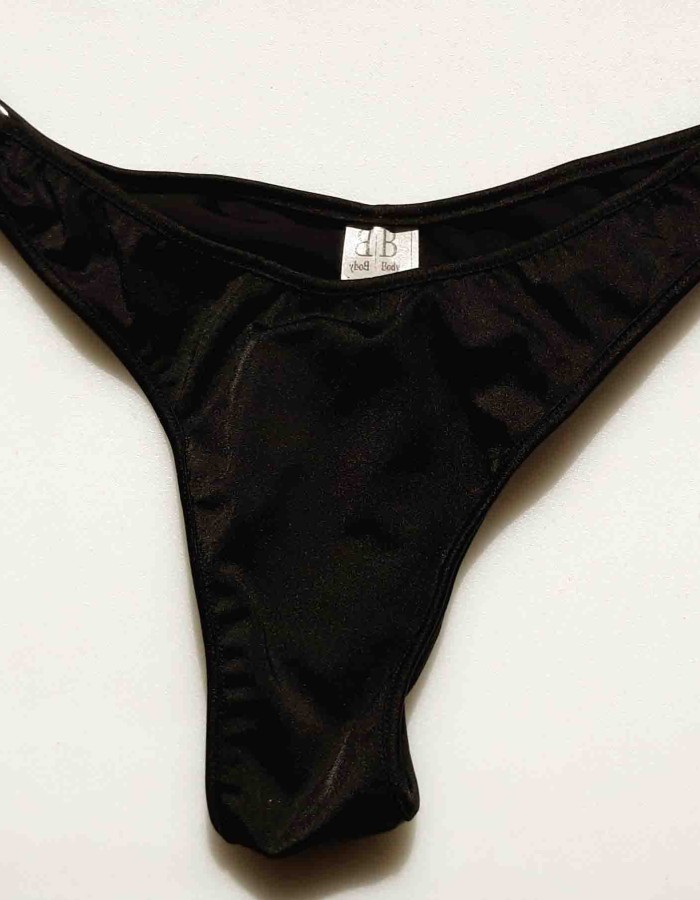La strip-teaseuse à Champagne - Micro Thong Breakaway