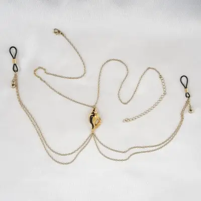 Coquillage - Gold Necklace with Nipple Rings