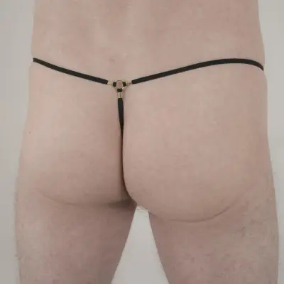 Fullback Trap - Men's Gold Kiss Waistband G String Penis Chain Bracelet with Pendant in Gold