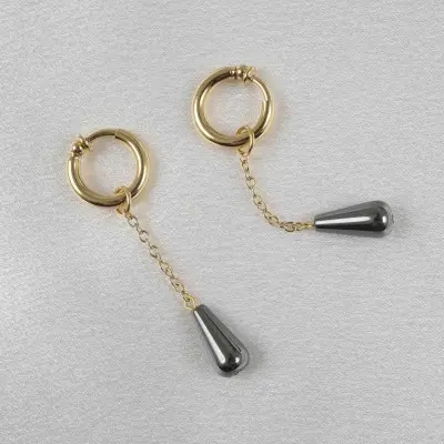 Gold and Black Non-Piercing Labia Jewelry