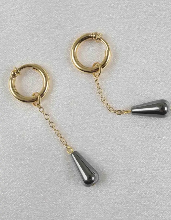 Gold and Black Non-Piercing Labia Jewelry