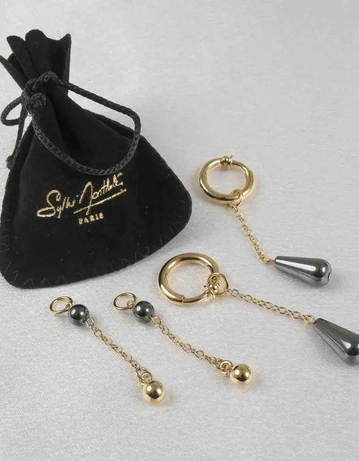 Gold and Black Non-Piercing Labia Jewelry