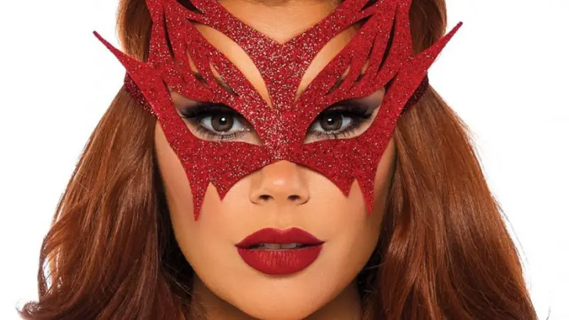Halloween Costumes on Body Body