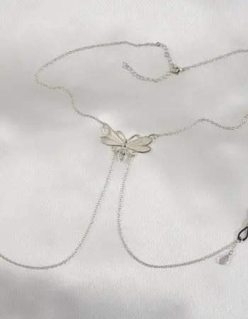Holiday - Women's Butterfly Neck Chain With Non-Piercing Crystal Pendant Nipple Rings in Silver