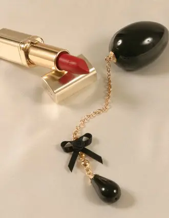 Izanami - Insertable Black Egg With Gold Chain, Black Bow and Pendant