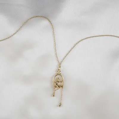 Jeezy - Gold Waist Chain with Woman Trapeze Pendant