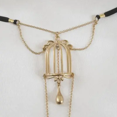 Kimberly - Women's Birdcage G-String with Pendant in Gold