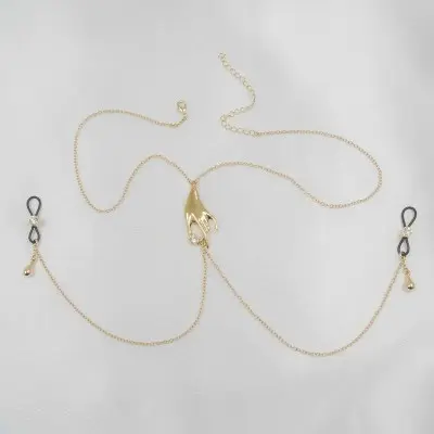 Lady Xian - Breast Chain With Non-Piercing Nipple Rings in Gold