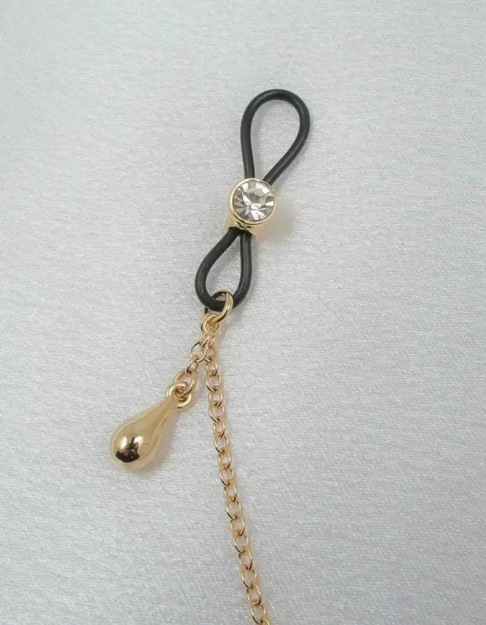 Lady Xian - Breast Chain With Non-Piercing Nipple Rings in Gold