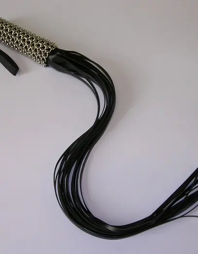 Leather Flogger Bondage Whip With Chain Handle