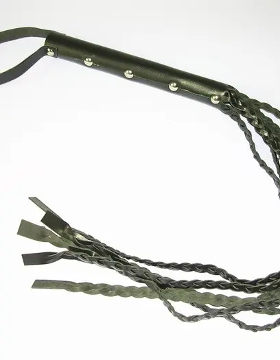 Leather Flogger Whip with 6 Braided Strings -Short