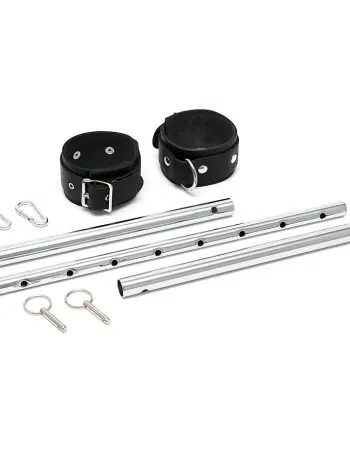 Leather Foot Cuffs With Detachable Spread Bar