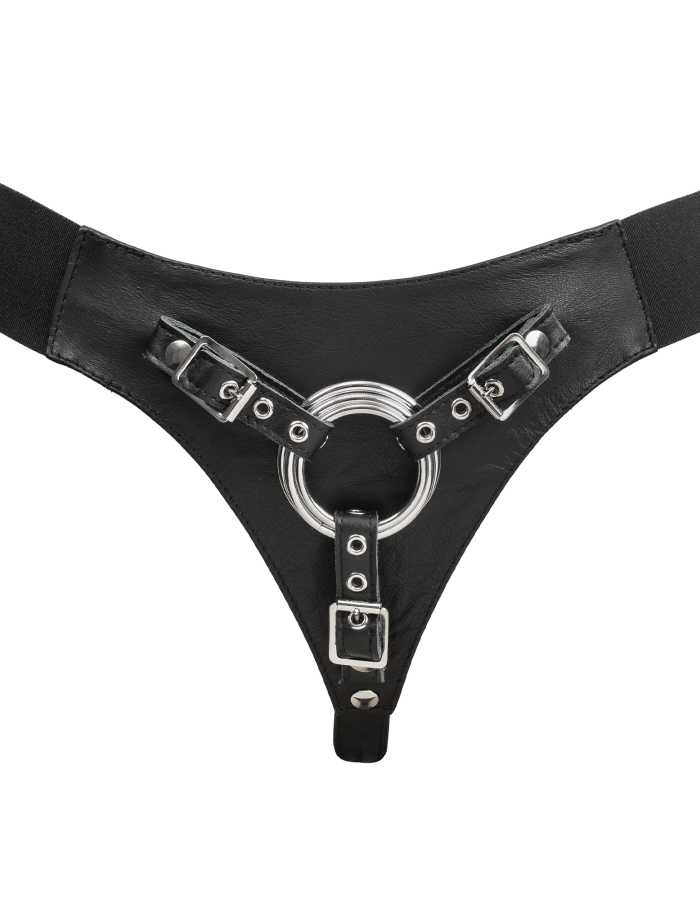 Leder Strap-On G-String Harness mit 3 austauschbaren Metallringen