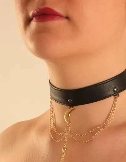 Liu Song - Gold Moon Nipple Jewelry & Breast Chain