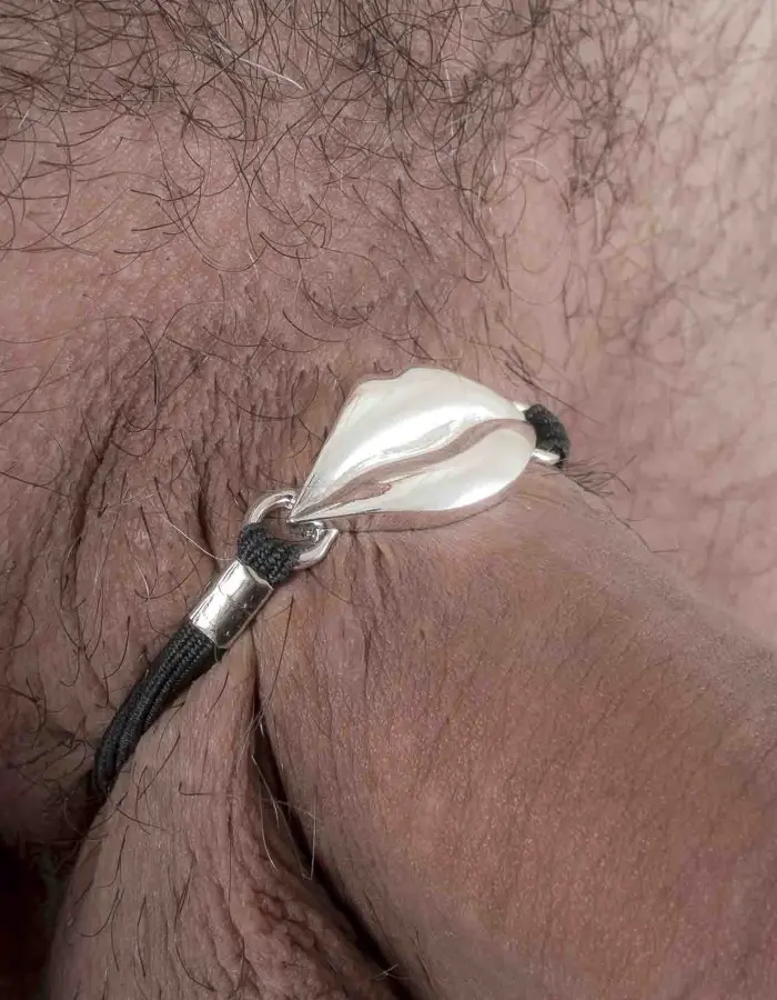 Look What You Made Me Do - Penis Bracelet with Silver Marilyn Lips