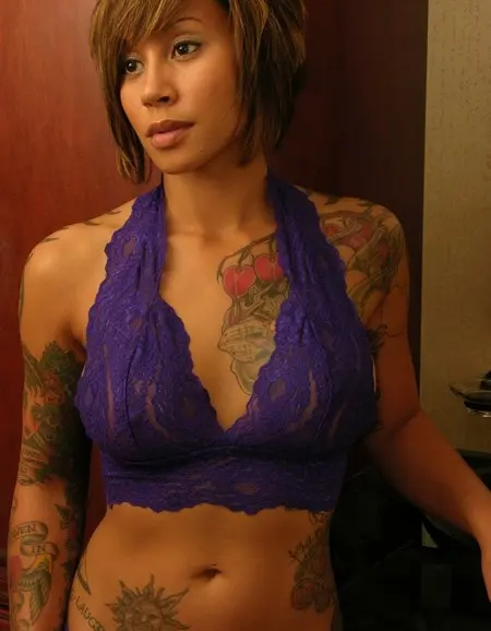 Love in the Morning - Narrow Stretch Lace Low Cut Halter Top