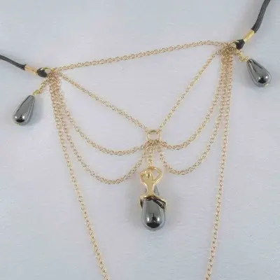 ME! - Women's G-String in Gold with Hematite Pearls