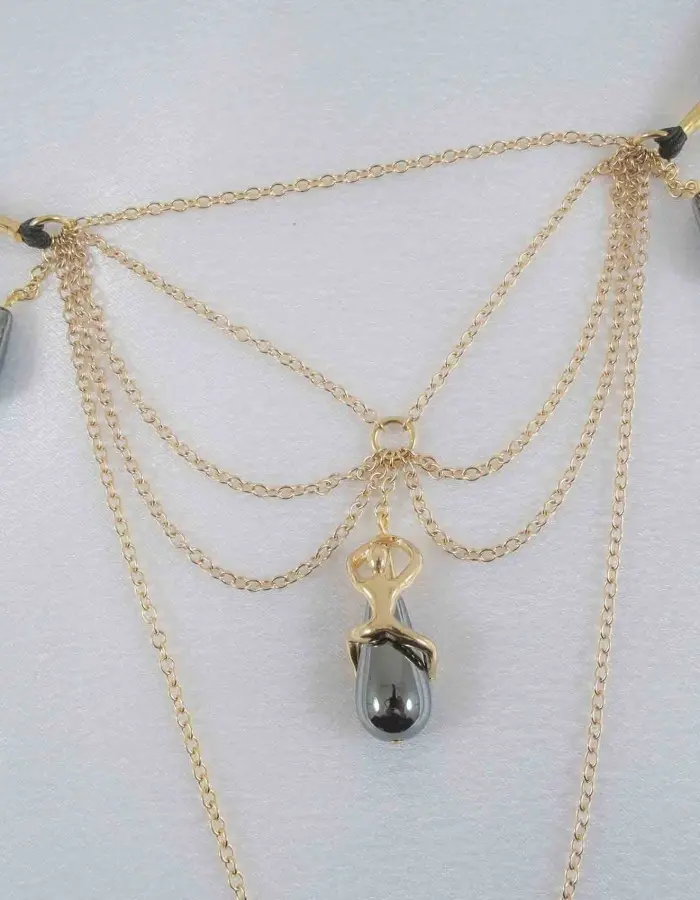 ME! - Women's G-String in Gold with Hematite Pearls