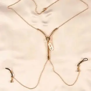 Naughty Girls - Gold Zipper Necklace with Nipple Clips