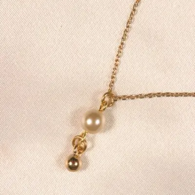 Nekhbet - Gold and Pearl Ankle/Wrist Chain