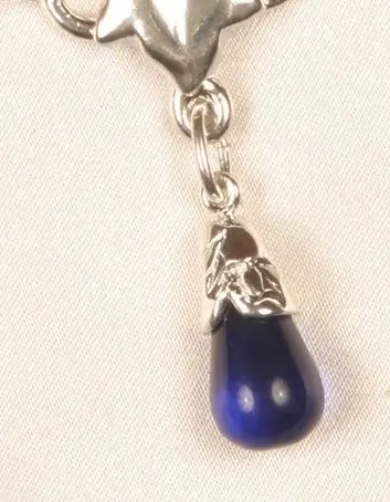 Okwiraseh - Silver Waist Chain with Maple Charm and Stone Pendants