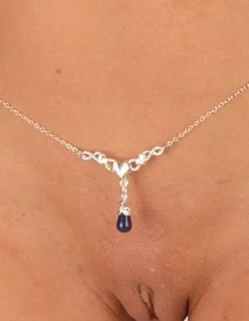 Okwiraseh - Silver Waist Chain with Maple Charm and Stone Pendants